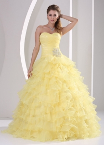 Light Yellow Quinceaners Gowns Ruffles Sweetheart Appliques Ruch