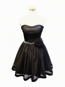Fine Tulle Sweetheart Sleeveless Lace Up Ruching and Bowknot and Hand Made Flower Homecoming Dress in Black