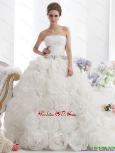 2015 Popular White Strapless Wedding Dresses with Rolling Flowers and Chapel Train