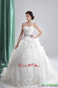 Cheap White Sweetheart Ruching Wedding Dresses with Brush Train and Beading