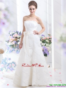 White Strapless Laced Wedding Dresses with Bowknot and Brush Train
