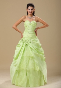 Discount Yellow Green Ruched Quinceanera Dress with Flowers
