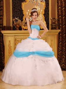Perfect Ball Gown Strapless Appliques Organza Blue and White