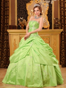 Spring Green Ball Gown Strapless Floor-length Taffeta Beading