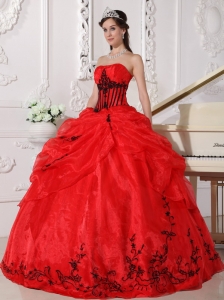 Strapless Appliques Quinceanera Ball Gown Red and Black