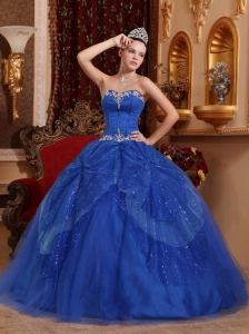 Sweetheart Tulle Beading and Appliques Quinceanera Dress