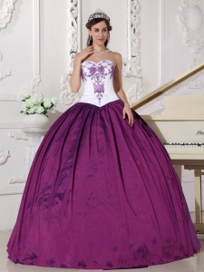 White and Purple Sweetheart Taffeta Embroidery Dress for Quinceanera