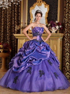 Appliques Purple Pick-ups Quinceanera Dress Ball Gown