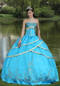 Embroidery Strapless Baby Blue Sweet 15 Quinceanera Gowns