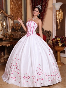 Embroidery Pink and White Quinceanera Ball Gowns Beading