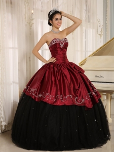 Black Wine Red Sweet 16th Dress Beaded Strapless Embroidery