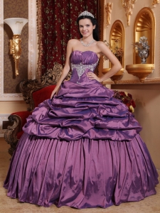 Purple Pick-ups Quinceanera Dress Taffeta Appliques Ball Gown