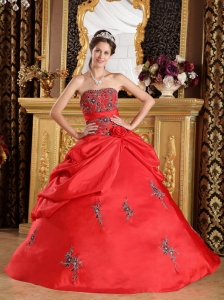 Taffeta Quinceanera Dress Red Ball Gown Embroidery Strapless