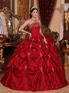 Pick-ups Appliques Dress for Quinces Red Taffeta Ball Gown