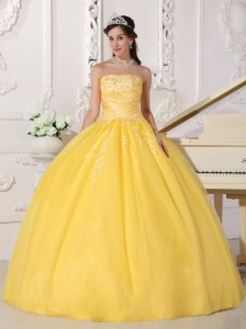 Yellow Strapless Taffeta and Tulle Appliques Quinceanera Gowns