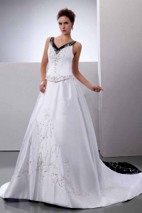 Embroidery Wedding Dress A-Line Princess V-Neck Court