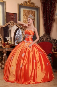 Orange Red Strapless Taffeta Appliques Quinceanera Dress