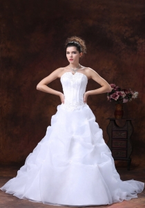 A-line Organza For Wedding Dress Appliques Strapless