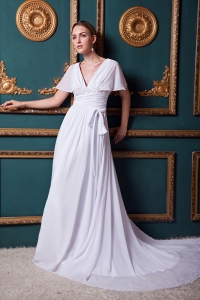 White Empire V-neck Court Train Chiffon Appliques Wedding Gown