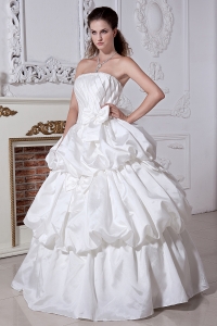 Classical Strapless Satin Beading and Bows Wedding Dress for Church