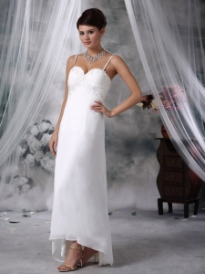 Lovely Spaghetti Straps Floor-length Chiffon Appliques Wedding Dress