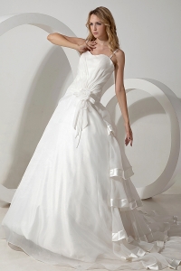 Simple A-line Straps Organza Hand Made Flowers Wedding Dress