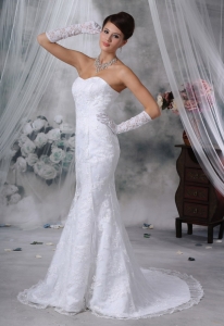 Lace Decorate Bodice Mermaid Court Train Sweetheart Bridal Gown