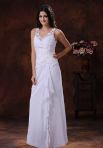 Wedding Dress White V-neck Chiffon Appliques Decorate