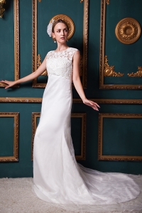 Column Scoop Chapel Train Organza Lace Wedding Dress
