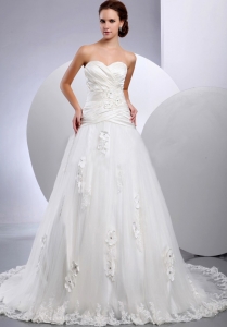 A-line Wedding Gowns With Appliques and Ruch