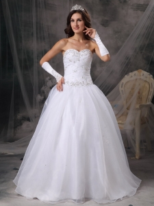 A-Line / Princess Sweetheart Bridal Gown Organza Beading