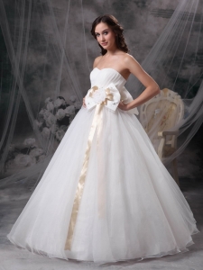 A-line Strapless Taffeta Hand Made Flower Wedding Dress