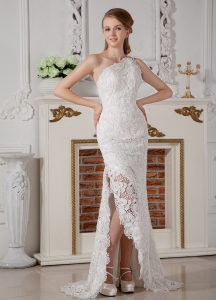 One Shoulder Brush Train Column Lace Wedding Dress