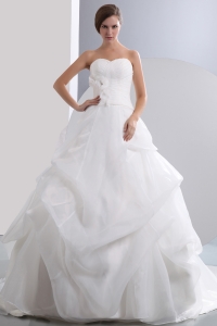 Sweetheart Chapel Train Ruch Hand Made Flower Wedding Gowns