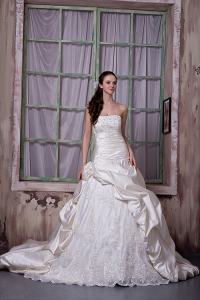 Handle Flower Bridal Dress Chapel Train Taffeta Lace Appliques