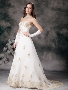 Wedding Dress Ivory Sweetheart A-line Brush Train Lace Beading