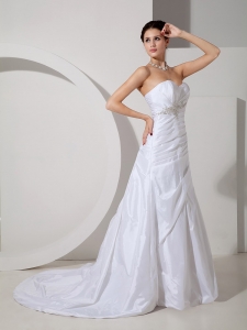 Appliques Sweetheart Court Train Ruched Wedding Dress