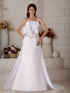 Beading Bow Bridal Wedding Gown A-line Strapless Court Train