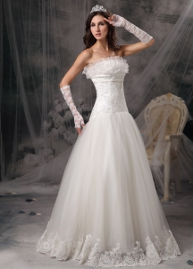 Dropped Waist A-line Strapless Wedding Dress Lace Hem