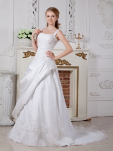 Gorgeous A-line Straps Court Train Lace Wedding Dress