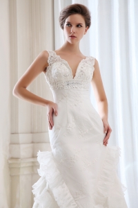 Mermaid V-neck Wedding Dress Lace Embroidery Ruched Ruffles