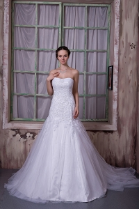 Sweep Train Tulle Wedding Dress Strapless Lace