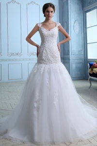 Cap Sleeves Lace Appliques Tulle Sweep Wedding Dress