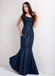 Navy Blue Mermaid Scoop Floor-length Taffeta Ruching Prom Dress