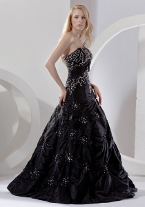 Embroidery With Beading Decorate Bodice Black 2013 Prom Dress