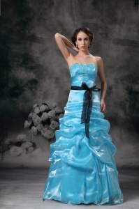A-line Aqua Blue Organza Appliques Prom / Evening Dress