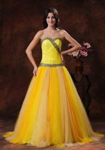 Yellow Sweerheart Beaded Decorate On Tulle Prom Dress
