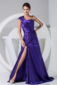 One Shoulder High Slit Purple Brush Train Prom Dress