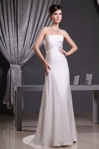 Elegant Ruching Wedding Dress With Strapless Brush Train