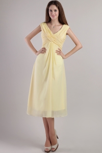 Light Yellow Ruching Dama Dress V-neck Tea-length Empire